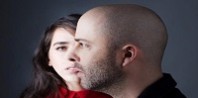 פלייבק וקליפ קריוקי של אוטובוס אחרון לחיפה - עילי בוטנר ומשי קלינשטיין פלייבק וקליפ קריוקי של אוטובוס אחרון לחיפה - עילי בוטנר ומשי קלינשטיין